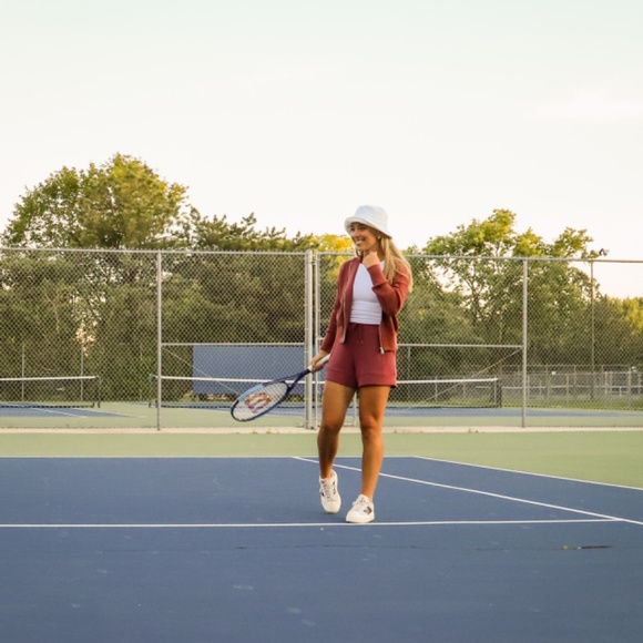 Varley Atrium High Rise Short 4.5" in color Apple Butter - Picture 5 of 11